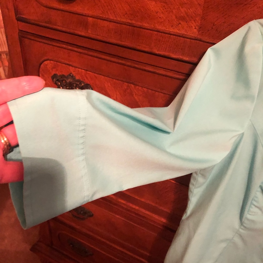 Size 12 Turquoise top - Picture 3 of 4